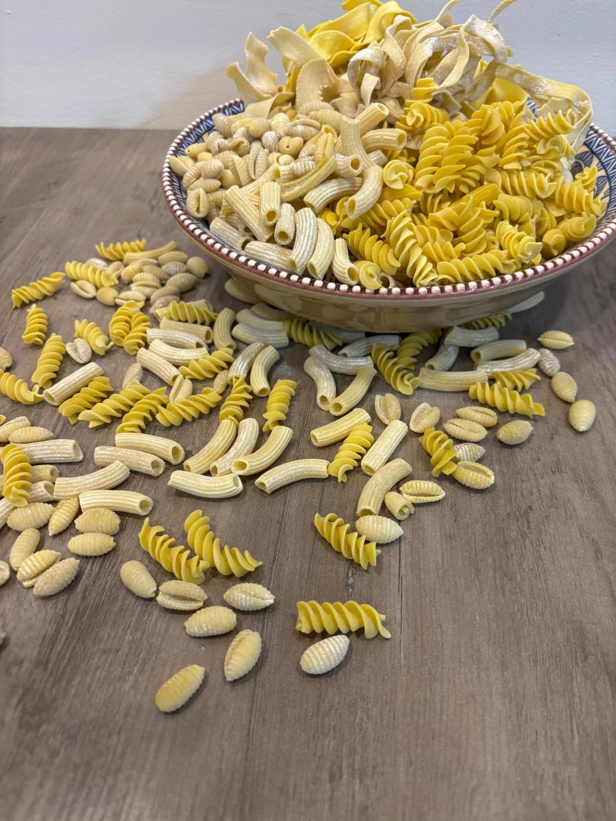 Formatos de pasta fresca artesanal elaborados a mano en Sale y Sémola